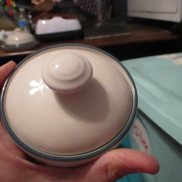 PFALTZGRAFF Ocean Breeze Retired Creamer & Sugar Bowl Set - Picture 7 of 12